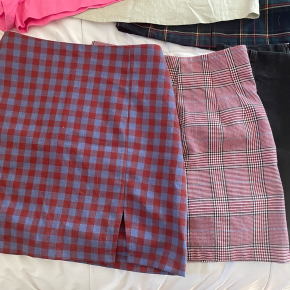 8 Skirt Bundle: Brandy Melville, Hollister, etc. OBO - Picture 4 of 4